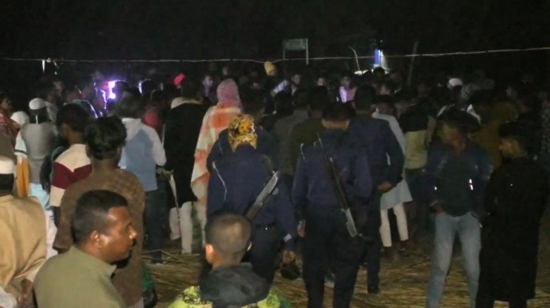 রূপগঞ্জে দুই পক্ষের সংঘর্ষে স্বেচ্ছাসেবক দলের নেতা নিহত, আহত ৩...