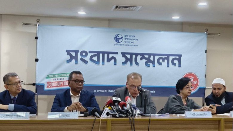 মব সহিংসতা নিয়ন্ত্রণ না হলে নির্বাচনে প্রভাব পড়তে পারে: টিআইবি...