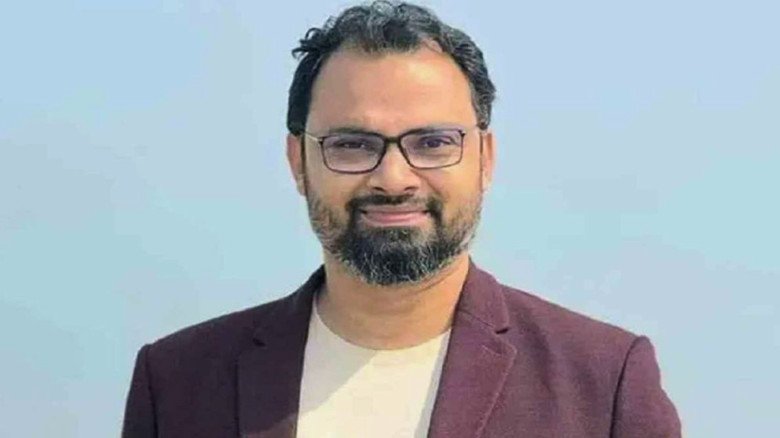 ঢাকা-১৬ আসনের ফল স্থগিত ও পুনঃভোটের দাবি আমিনুল হকের...