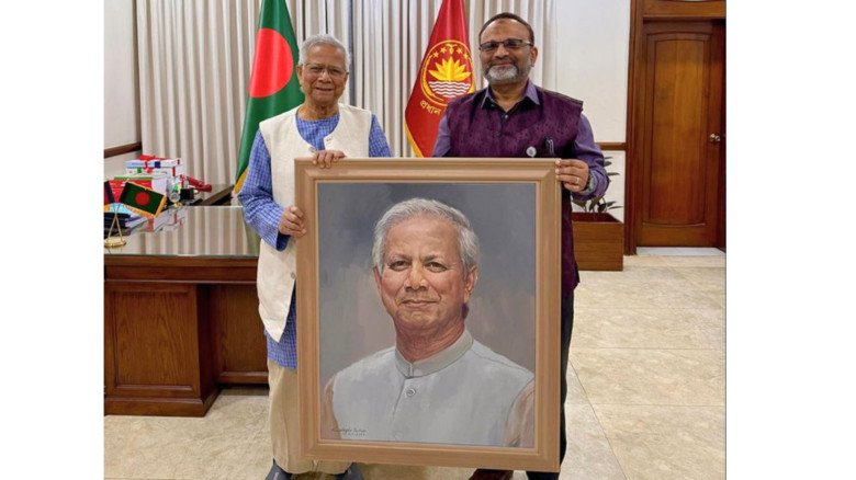 প্রধান উপদেষ্টার সঙ্গে ঢাবি উপাচার্যের সৌজন্য সাক্ষাৎ, শিক্ষা ও উন্নয়ন অগ্রগতি তুলে ধরলেন...