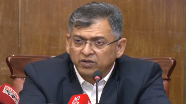 সন্ত্রাস ও চাঁদাবাজির বিরুদ্ধে কঠোর সরকার: স্বরাষ্ট্রমন্ত্রী