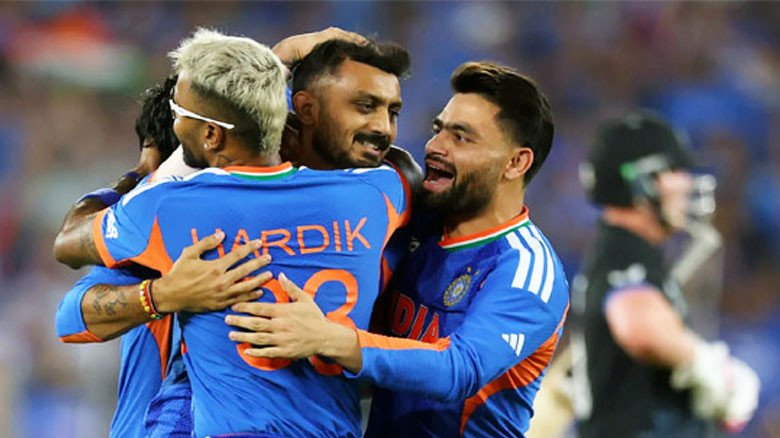 নিউজিল্যান্ডকে হারিয়ে টানা দ্বিতীয় টি-টোয়েন্টি বিশ্বকাপ জিতল ভারত